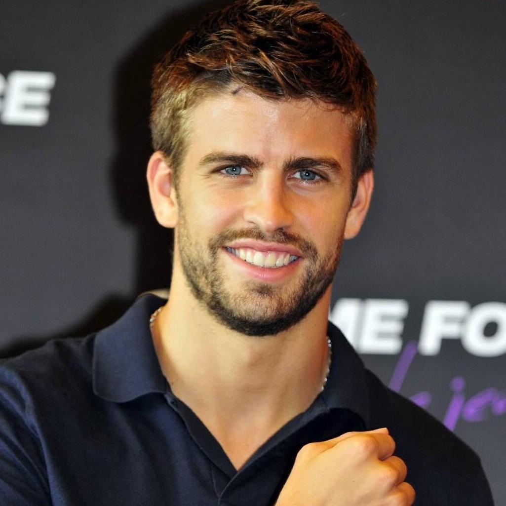 جيرارد بيكيه Gerard Piqué