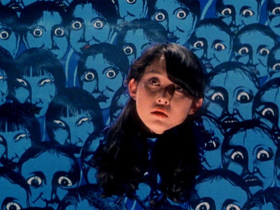 فيلم Hausu