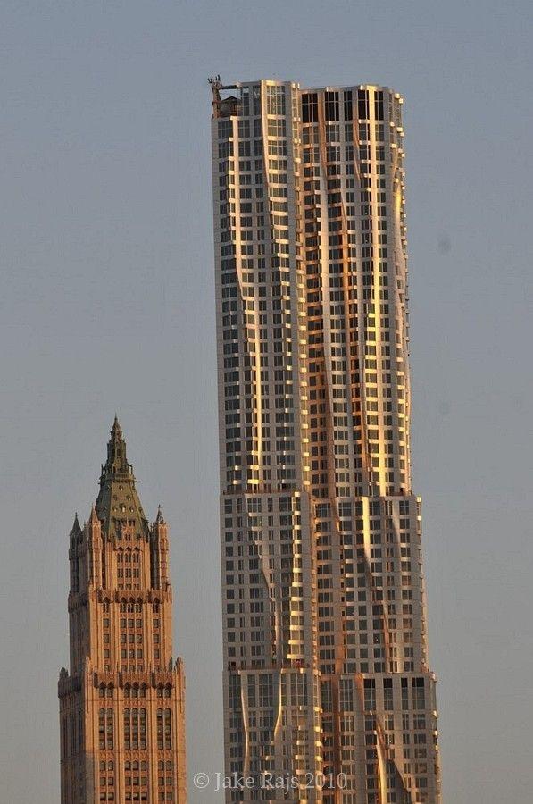  New York by Gehry