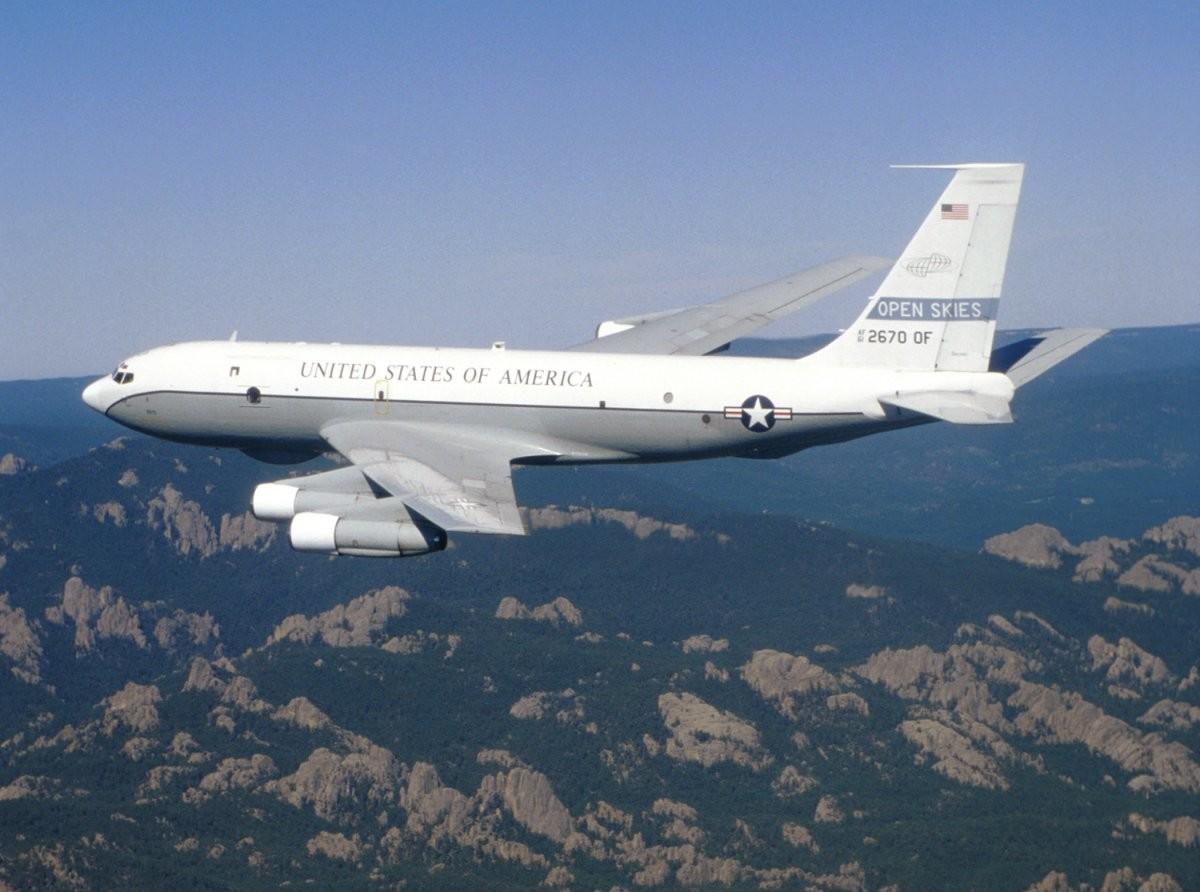  OC-135B Open Skies