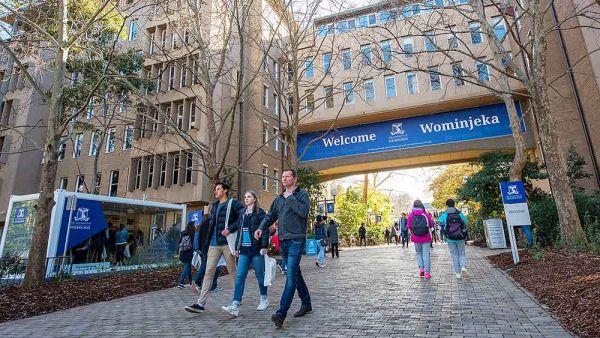 Melbourne University