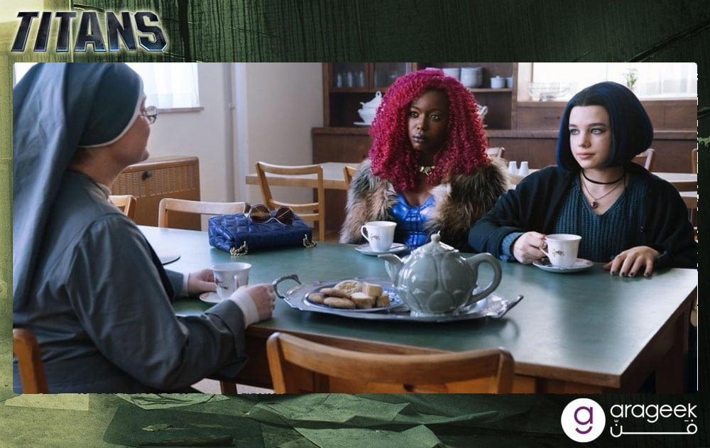 شخصيات رافين وستارفاير من مسلسل Titans