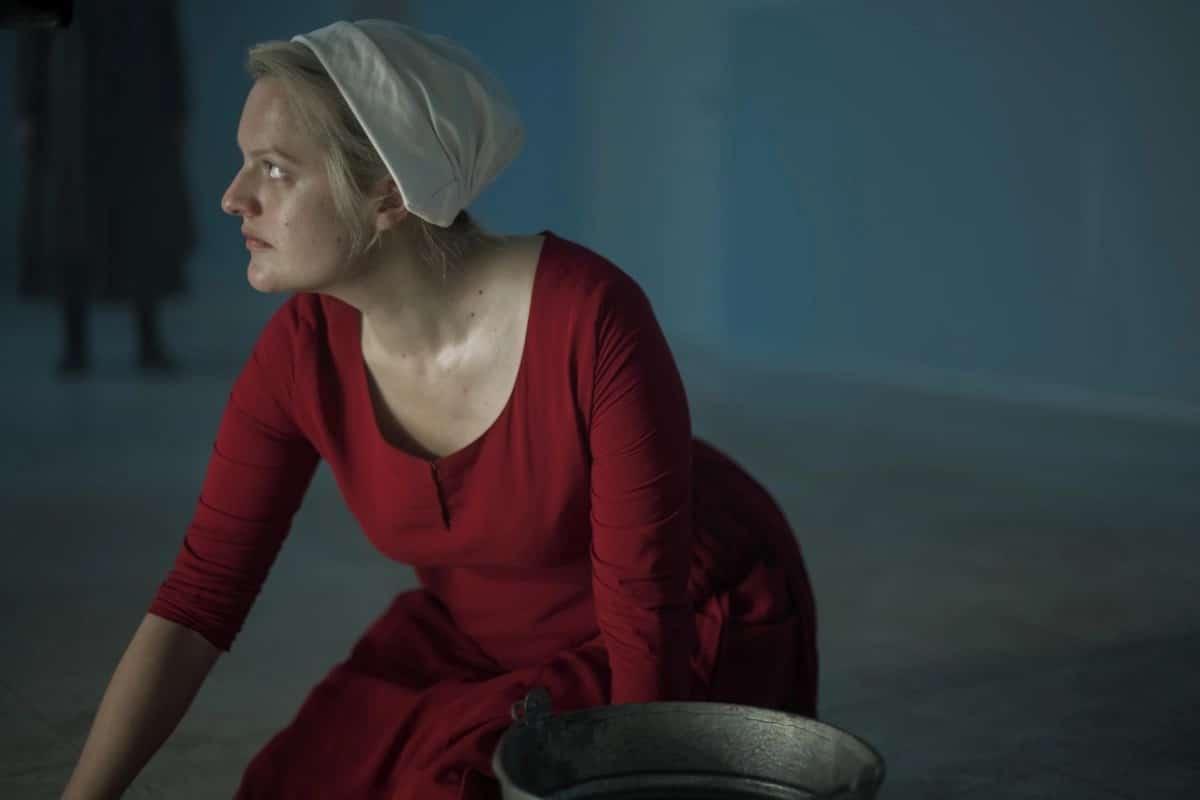 مسلسل The Handmaid's Tale - سيدة ترتدي الأحمر - جون