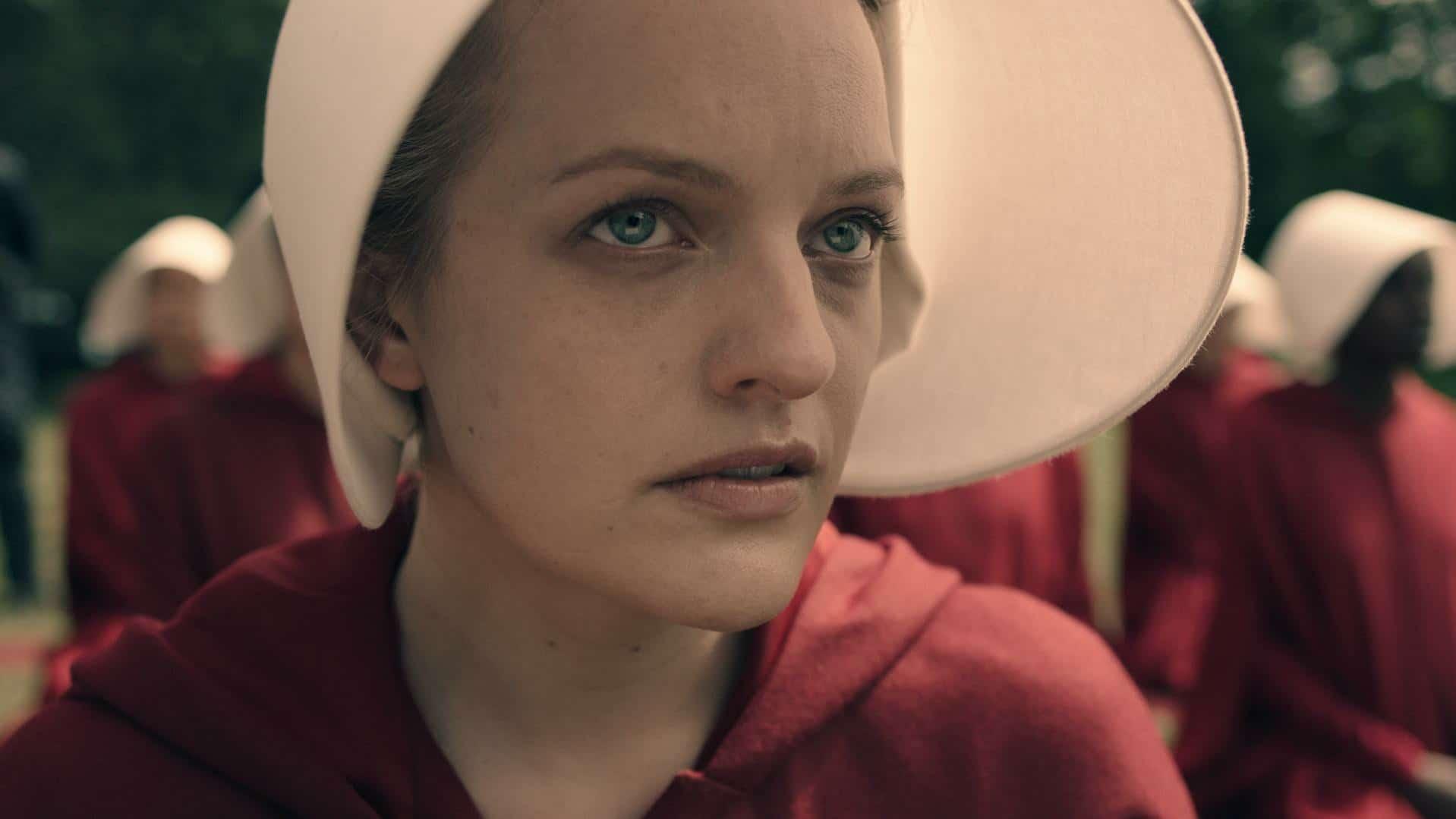 مسلسل The Handmaid's Tale - سيدة ترتدي الأحمر - جون