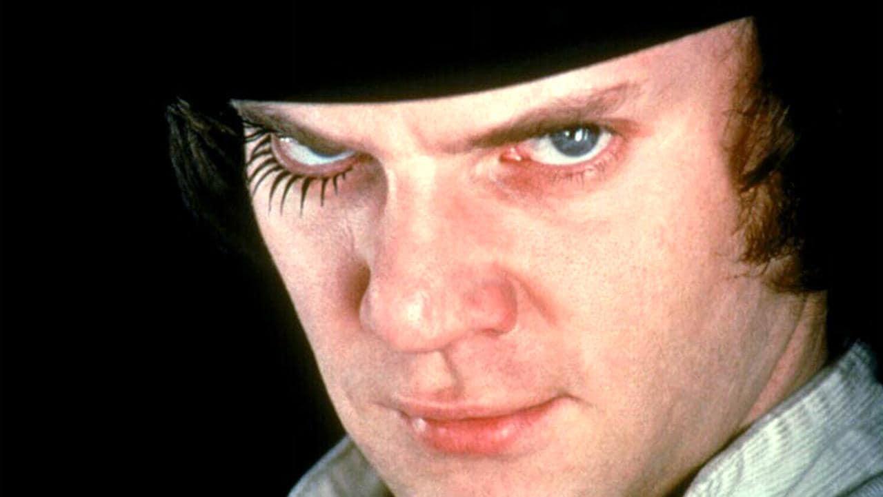  أفلام ممنوعة من العرض الذي يأتي منها فيلم البرتقالة الميكانيكية A CLOCKWORK ORANGE