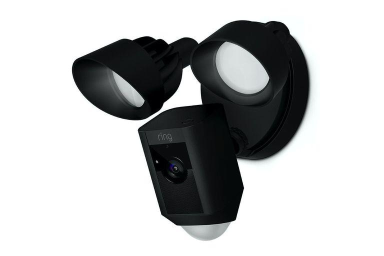  Ring Floodlight Cam