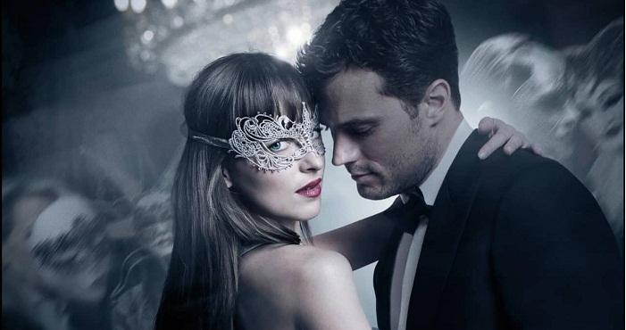 داكوتا جونسون وجيمي دورنان في فيلم Fifty Shades Darker