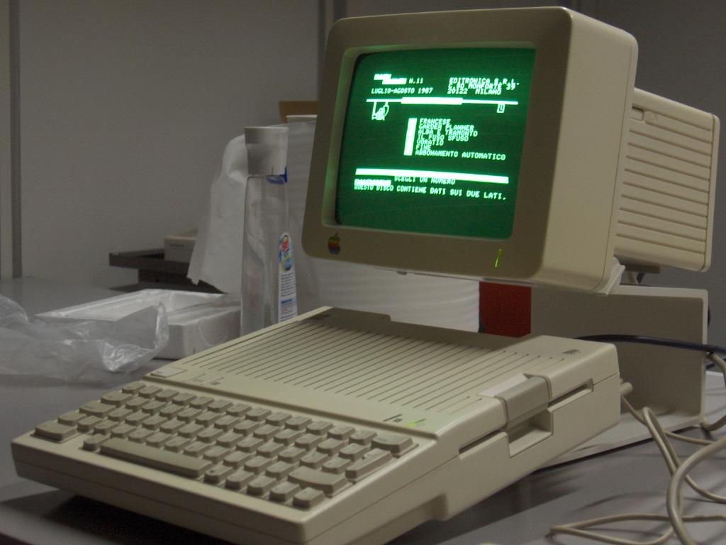 Apple_IIc_in_funzione